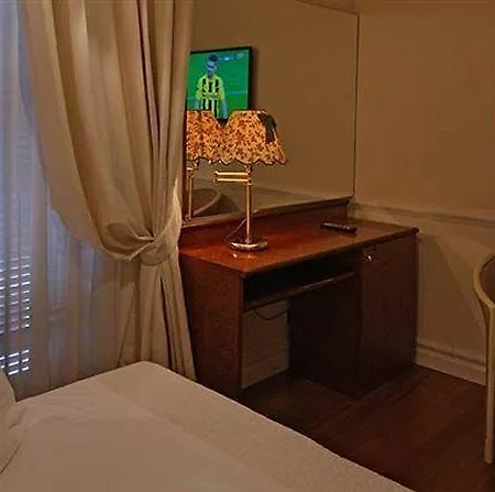 Отель Marghera 3*